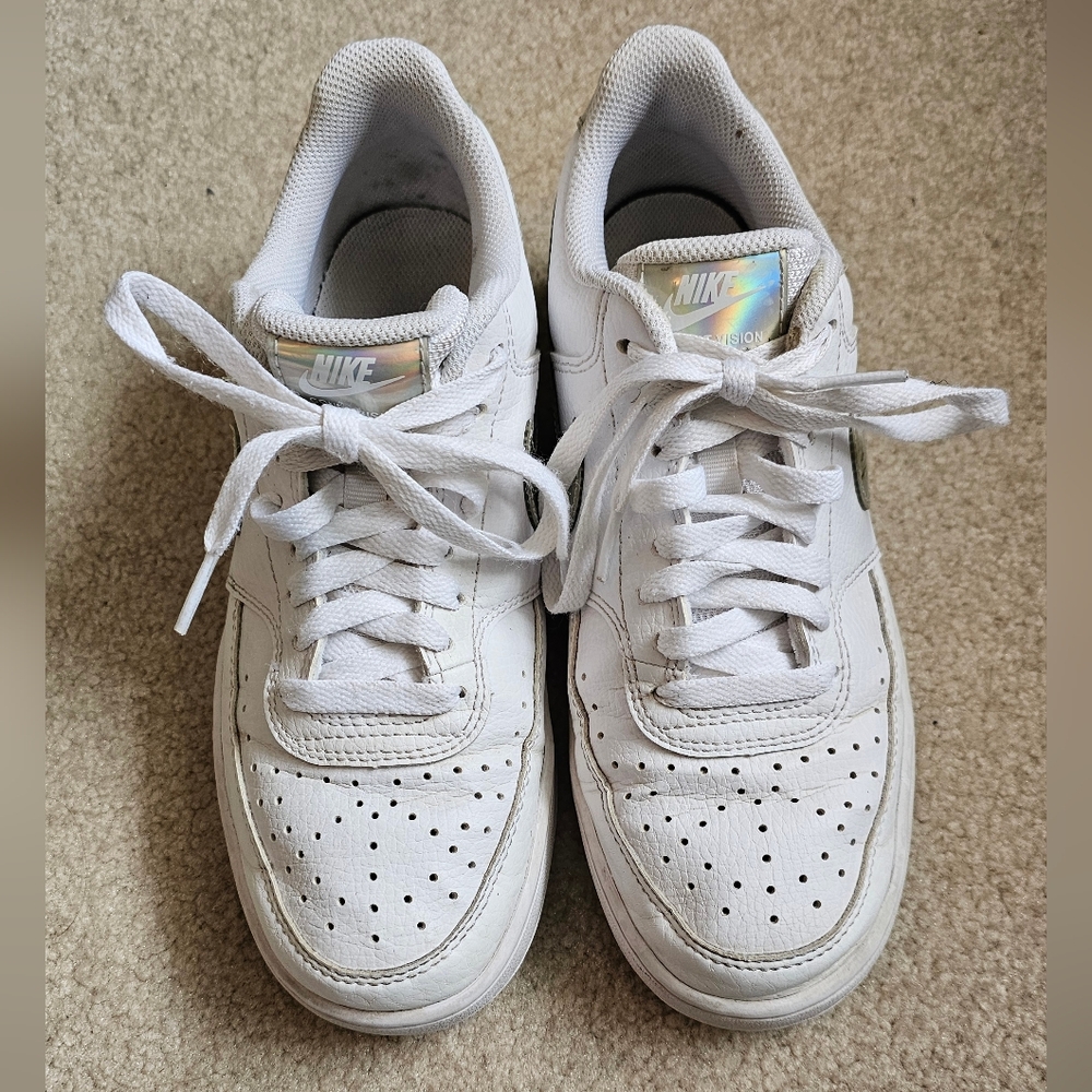 Nike Court Vision Low Metallic Silver White Sneakers Size 8 - Picture 2 of 7